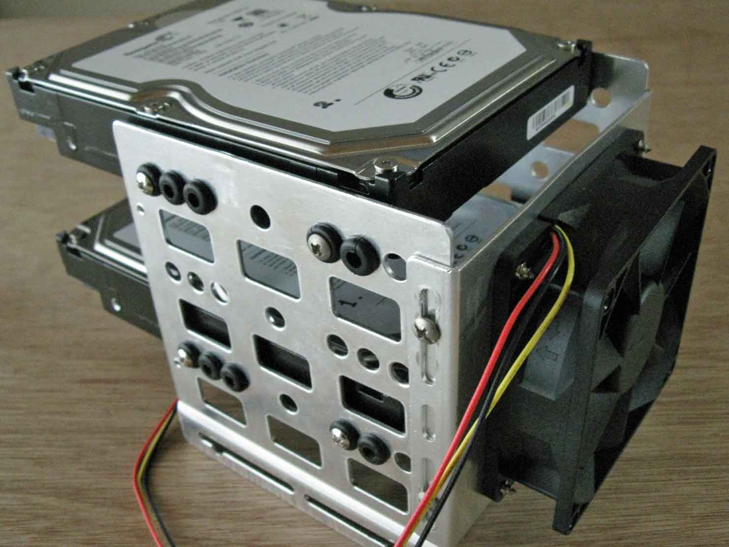 The cooling of a hard disk